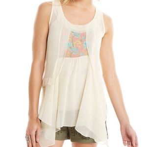 Matilda Jane women’s sleeveless top size small